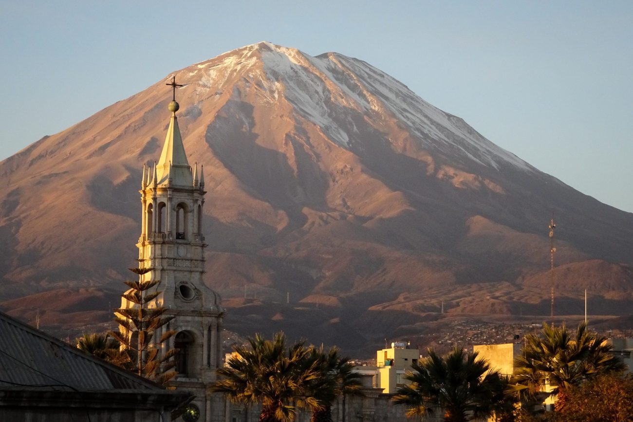 Arequipa, Peru, Misti -unsplash