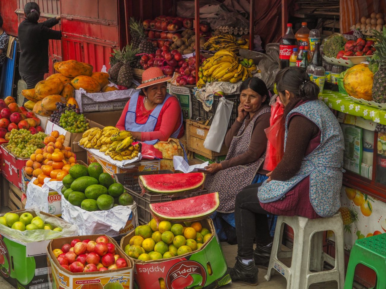 Market Scene, La Paz, Bolivia-unsplash