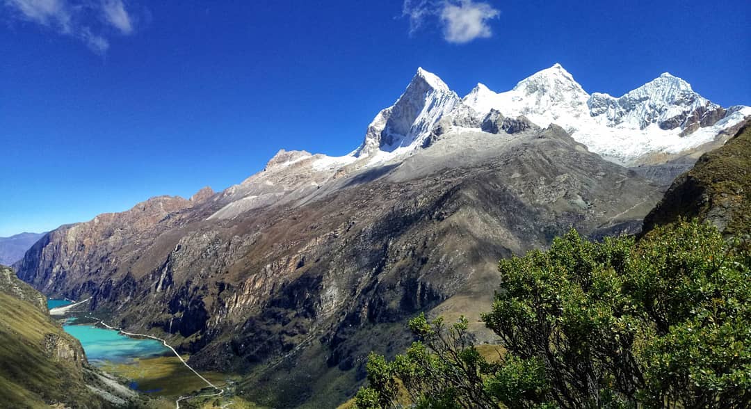 portachuelo santacruz trek